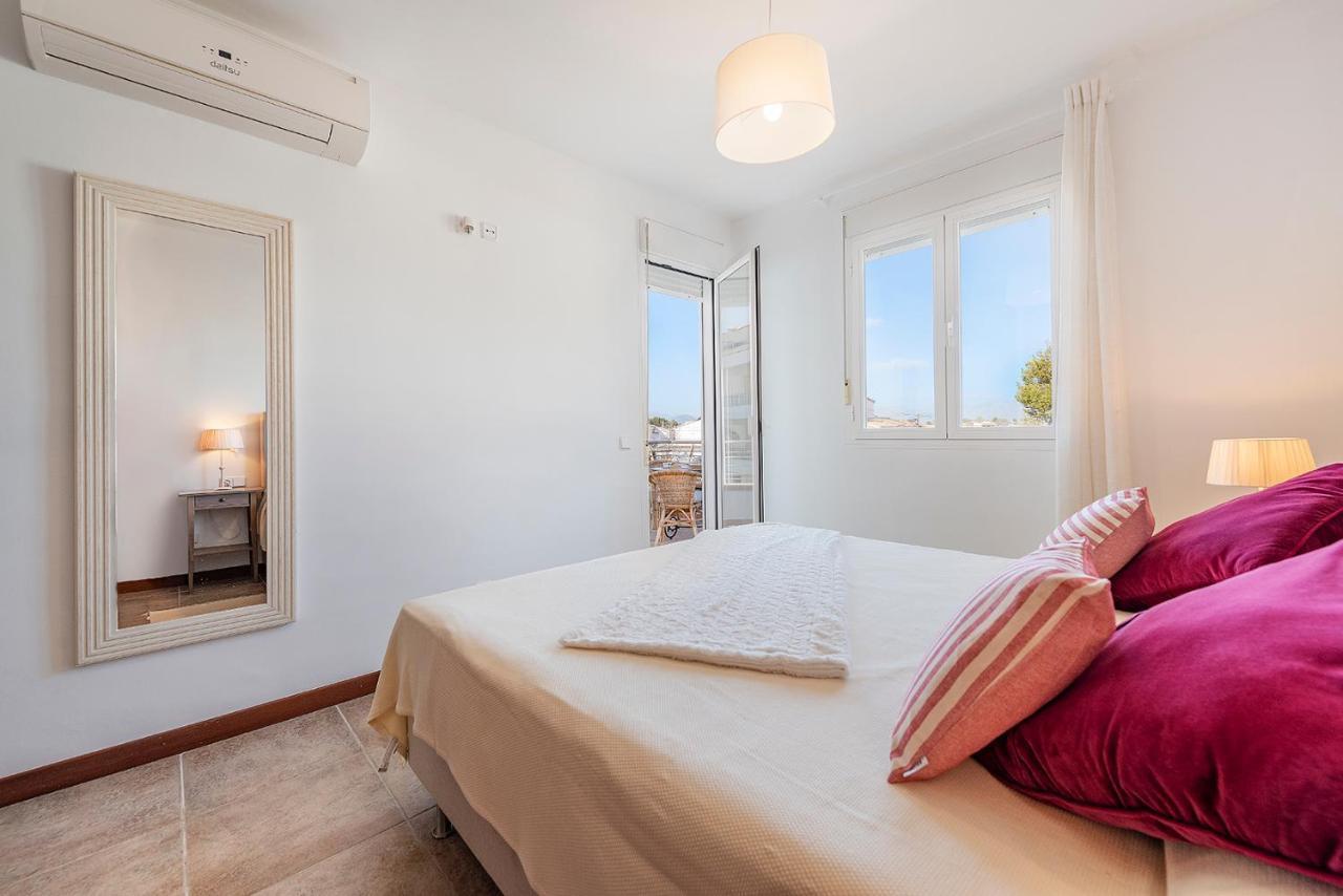 Holiday home Charming Semi-detached Holiday By The Sea Ii